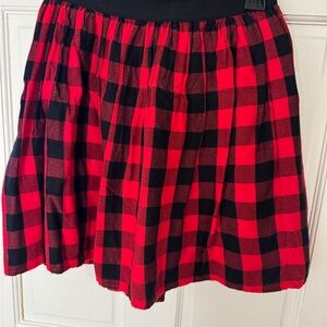 Junior Girls GAP Red and Black Checkered Skater Skirt
